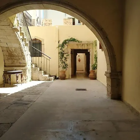 Daire Kamaraki Old Town 5